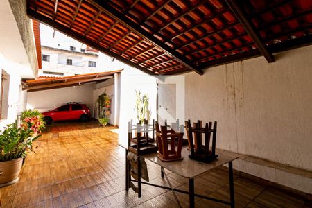 Varanda  de casa para alugar com 3 quartos, 232m² em Vila Amaral, Belo Horizonte