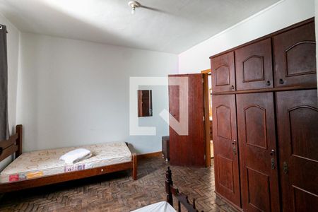 Quarto  de casa para alugar com 3 quartos, 232m² em Vila Amaral, Belo Horizonte