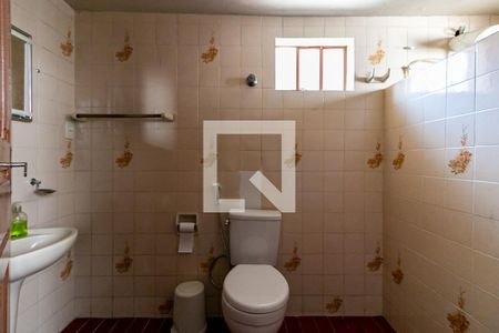 Banheiro de casa para alugar com 3 quartos, 232m² em Vila Amaral, Belo Horizonte
