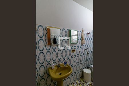 Casa para alugar com 232m², 3 quartos e 4 vagas Casa para alugar com 232m², 3 quartos e 4 vagasBanheiro