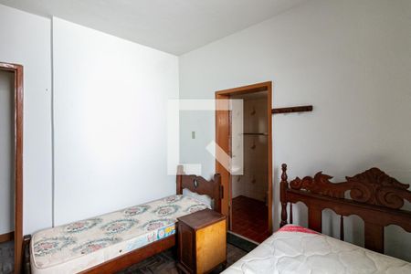 Quarto  de casa para alugar com 3 quartos, 232m² em Vila Amaral, Belo Horizonte