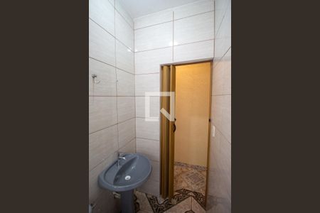 Casa para alugar com 80m², 2 quartos e sem vagaBanheiro 