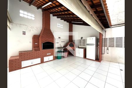 Apartamento à venda com 77m², 3 quartos e 2 vagas Apartamento à venda com 77m², 3 quartos e 2 vagasÁrea comum - Churrasqueira