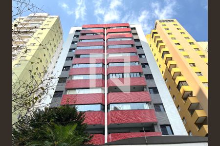 Apartamento à venda com 77m², 3 quartos e 2 vagas Apartamento à venda com 77m², 3 quartos e 2 vagasFachada