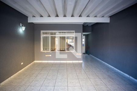 Casa à venda com 130m², 3 quartos e 2 vagasGaragem