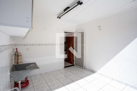 Casa à venda com 130m², 3 quartos e 2 vagasÁrea de Serviço