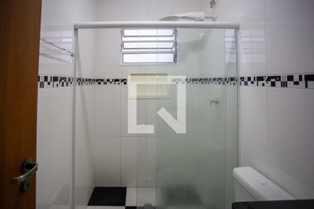 Casa à venda com 130m², 3 quartos e 2 vagasBanheiro Social