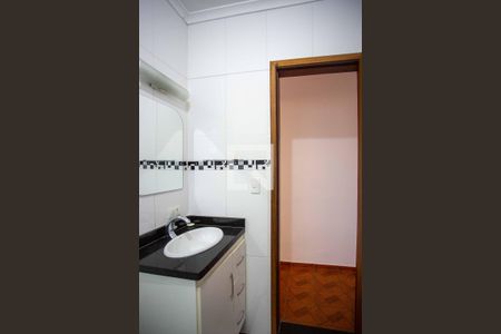 Casa à venda com 130m², 3 quartos e 2 vagasBanheiro Social