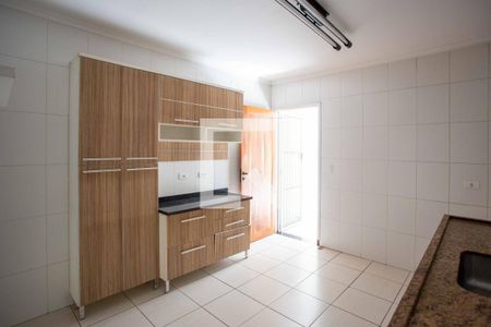 Casa à venda com 130m², 3 quartos e 2 vagasCozinha