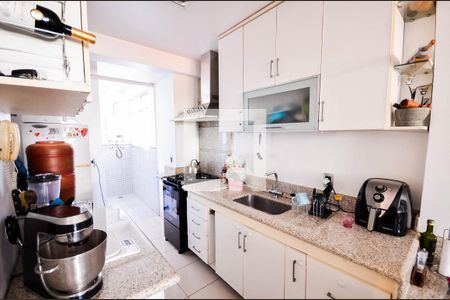 Apartamento à venda com 63m², 2 quartos e 1 vaga Apartamento à venda com 63m², 2 quartos e 1 vagaCozinha