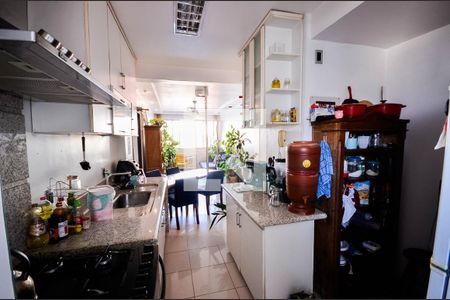 Apartamento à venda com 63m², 2 quartos e 1 vaga Apartamento à venda com 63m², 2 quartos e 1 vagaCozinha