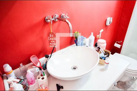 Apartamento à venda com 63m², 2 quartos e 1 vaga Apartamento à venda com 63m², 2 quartos e 1 vagaBanheiro da Suíte