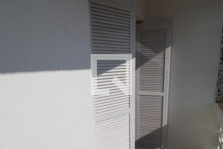 Apartamento para alugar com 58m², 2 quartos e sem vagaQuarto 2 - Varanda