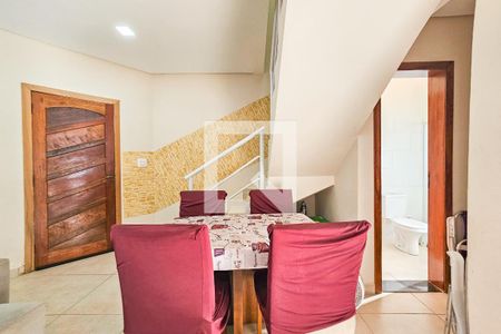 Casa de condomínio para alugar com 70m², 2 quartos e 1 vaga Casa de condomínio para alugar com 70m², 2 quartos e 1 vagaSala