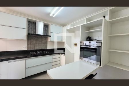 Apartamento para alugar com 74m², 3 quartos e 2 vagasCozinha