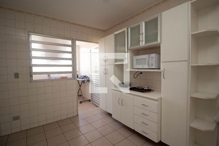 Apartamento para alugar com 81m², 2 quartos e 1 vaga Apartamento para alugar com 81m², 2 quartos e 1 vagaCozinha