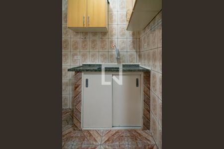 Studio para alugar com 32m², 0 quarto e sem vaga Studio para alugar com 32m², 0 quarto e sem vagaBanheiro