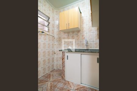 Studio para alugar com 32m², 0 quarto e sem vaga Studio para alugar com 32m², 0 quarto e sem vagaBanheiro