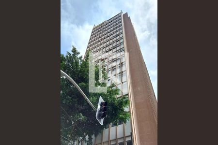 Apartamento à venda com 83m², 2 quartos e sem vagaFachada