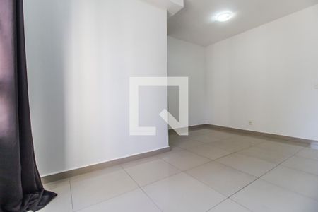 Sala de TV de apartamento para alugar com 2 quartos, 60m² em Vila Iracema, Barueri