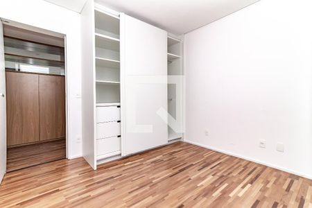 Apartamento à venda com 187m², 3 quartos e 3 vagas Apartamento à venda com 187m², 3 quartos e 3 vagasSuíte 1