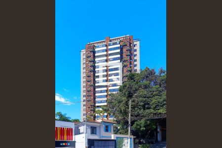 Apartamento à venda com 187m², 3 quartos e 3 vagas Apartamento à venda com 187m², 3 quartos e 3 vagasFachada