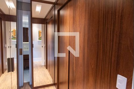 Apartamento à venda com 140m², 3 quartos e 2 vagasSuíte 1