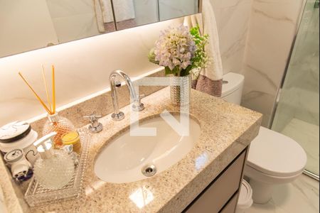 Apartamento à venda com 140m², 3 quartos e 2 vagasBanheiro da suíte 3