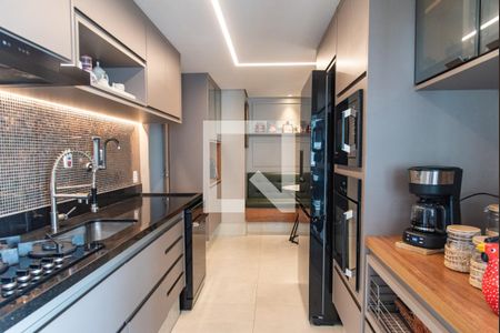 Apartamento à venda com 140m², 3 quartos e 2 vagasCozinha