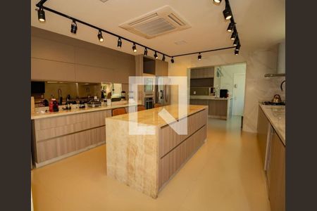 Apartamento à venda com 260m², 3 quartos e 2 vagas