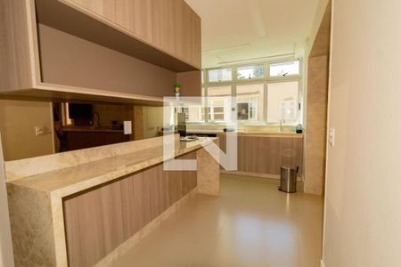 Apartamento à venda com 260m², 3 quartos e 2 vagas