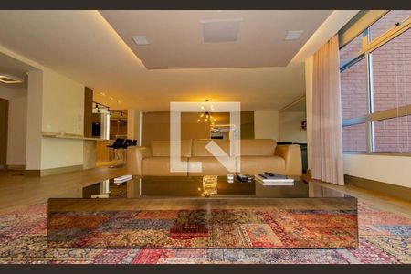 Apartamento à venda com 260m², 3 quartos e 2 vagas