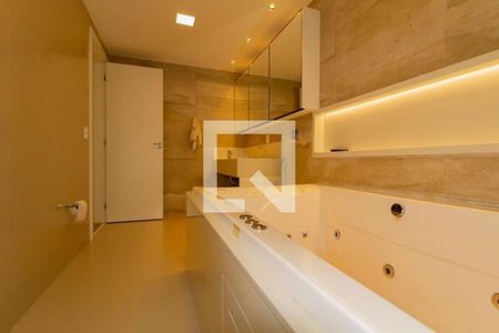 Apartamento à venda com 260m², 3 quartos e 2 vagas