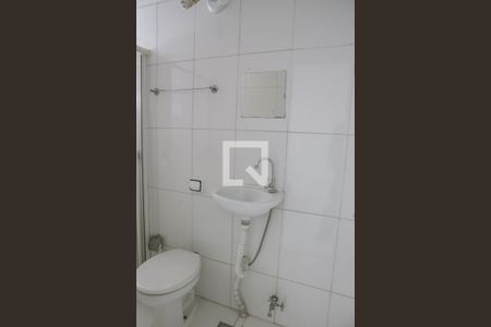 Banheiro de kitnet/studio à venda com 1 quarto, 30m² em Água Branca, São Paulo