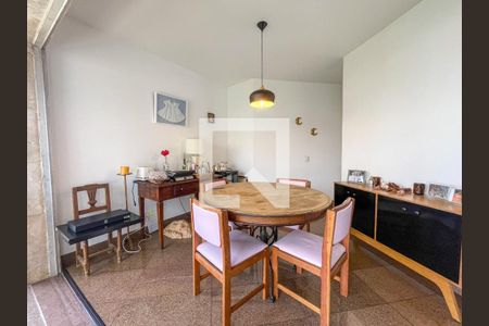 Apartamento à venda com 243m², 4 quartos e 4 vagas