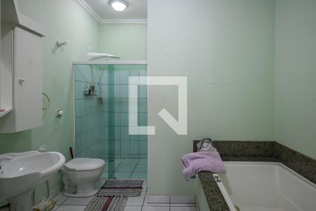 Casa à venda com 514m², 3 quartos e 8 vagas Casa à venda com 514m², 3 quartos e 8 vagasBanheiro Social