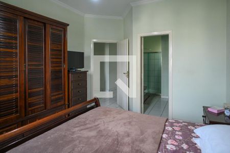 Casa à venda com 514m², 3 quartos e 8 vagas Casa à venda com 514m², 3 quartos e 8 vagasQuarto