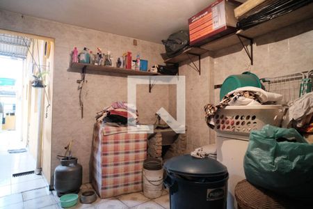 Casa à venda com 200m², 4 quartos e 3 vagas Casa à venda com 200m², 4 quartos e 3 vagasÁrea de Serviço