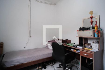 Casa à venda com 200m², 4 quartos e 3 vagas Casa à venda com 200m², 4 quartos e 3 vagasQuarto 2