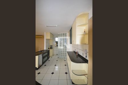 Apartamento para alugar com 520m², 3 quartos e 1 vaga Apartamento para alugar com 520m², 3 quartos e 1 vagaCozinha