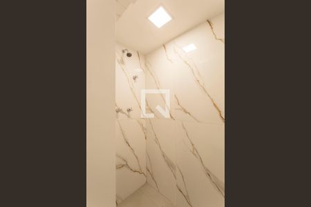 Apartamento à venda com 74m², 2 quartos e 1 vagaBanheiro Social