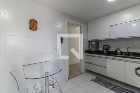 Apartamento à venda com 156m², 3 quartos e 2 vagasCozinha e Área de Serviço