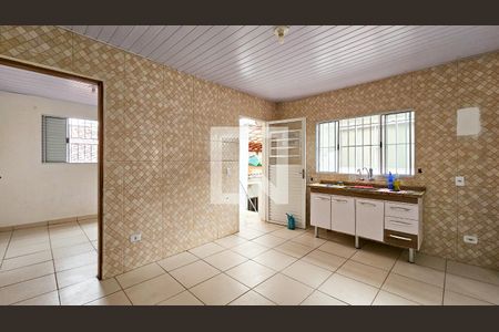 Sala / Cozinha de casa para alugar com 2 quartos, 80m² em Vila Sao Paulo, São Paulo