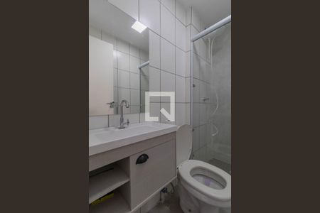 Banheiro  de apartamento para alugar com 2 quartos, 40m² em Vila Ré, São Paulo