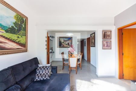 Sala  de casa à venda com 3 quartos, 111m² em Jardim das Flores, Osasco