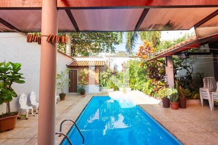 Casa à venda com 111m², 3 quartos e 2 vagasÁrea Gourmet