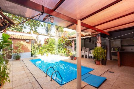 Casa à venda com 111m², 3 quartos e 2 vagasÁrea Gourmet