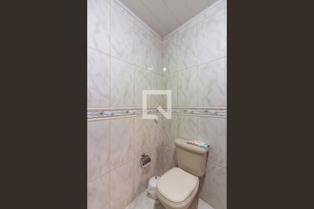 Casa à venda com 111m², 3 quartos e 2 vagasBanheiro da Suíte