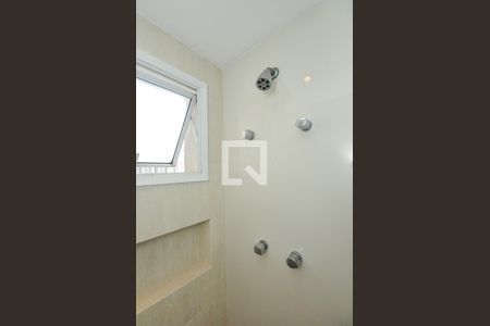 Apartamento à venda com 110m², 2 quartos e 2 vagasChuveiro do Banheiro