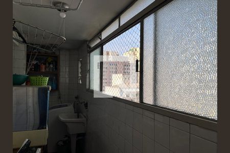 Apartamento à venda com 66m², 2 quartos e 1 vagaÁrea de Serviço